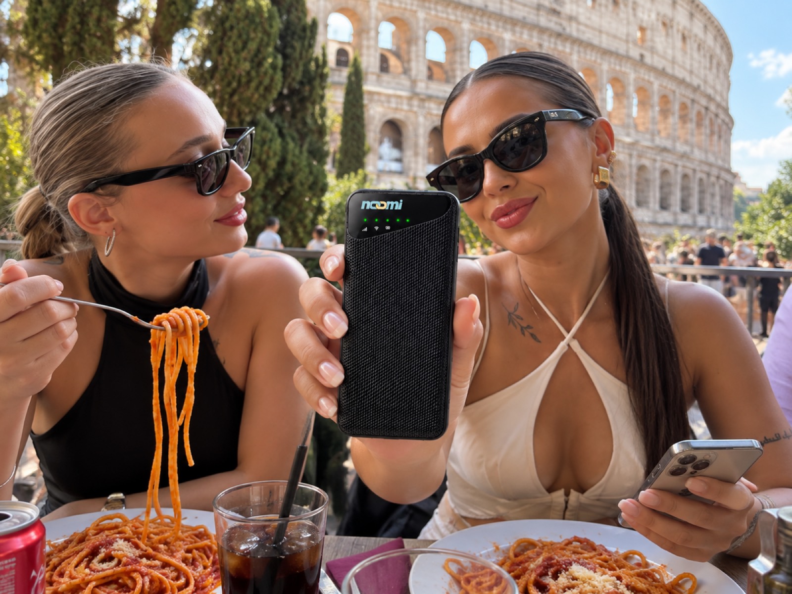 Noomi travel Wi-Fi rental device with charging cables for Italy